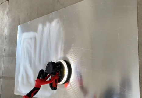 道路交通標(biāo)志牌安裝在道路上應(yīng)要做到哪些要求？